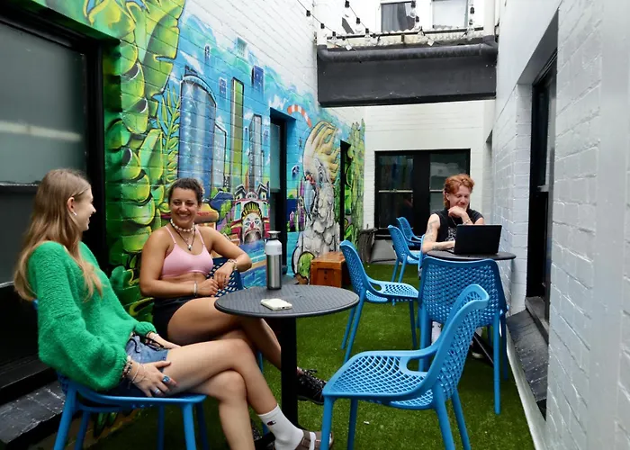 Ritz For Backpackers Hostel Melbourne